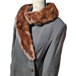 M. Solomon Vintage Fur Collar‎ Black Coat Women's Size Medium